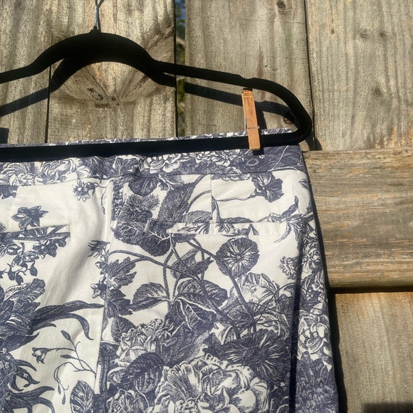 LOFT Print Pants in Blue and White SIZE OT - Picture 8 of 10